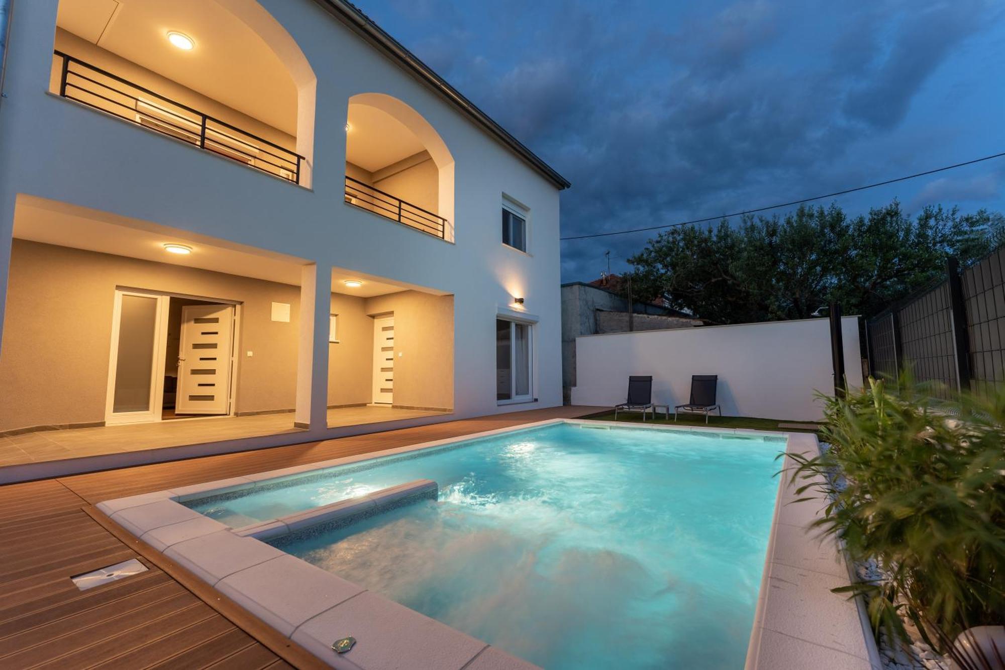 Bernie Apartments With A Pool Zadar Exterior foto